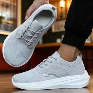 SM 110 Wide Toe Walking Sneaker