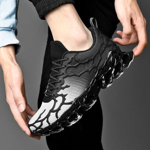 SM 550 Blade Sole Sneaker